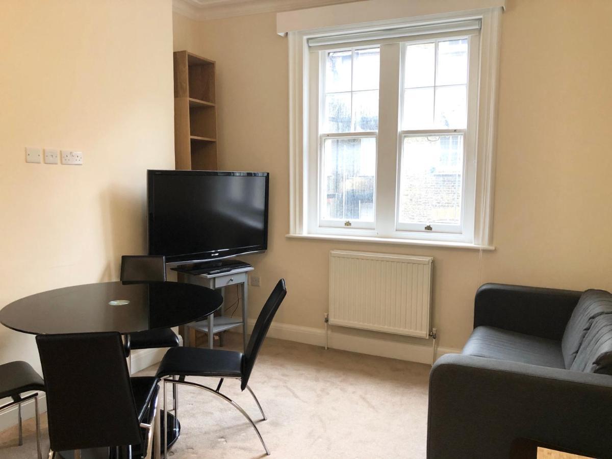 Stylish Maisonette And Studio In Victoria Лондон Екстериор снимка