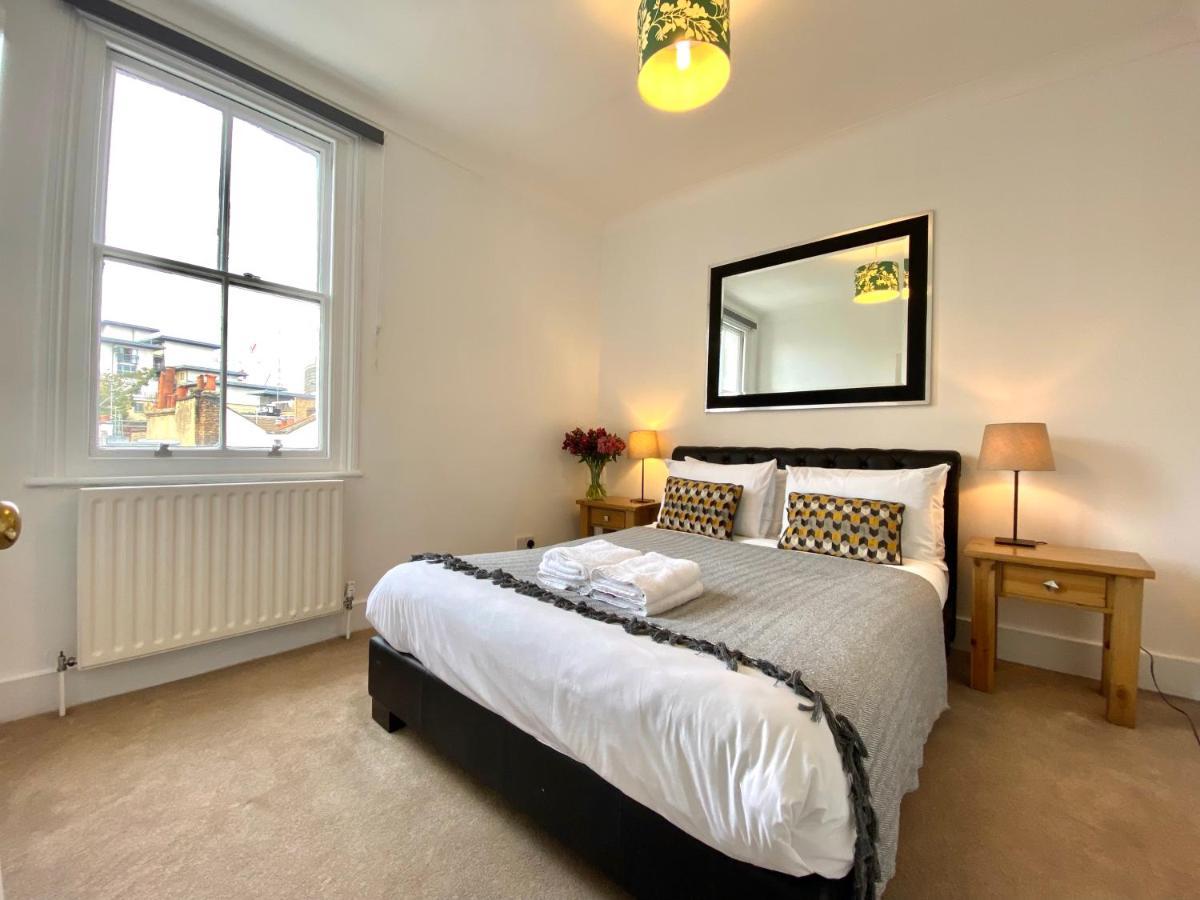 Stylish Maisonette And Studio In Victoria Лондон Екстериор снимка