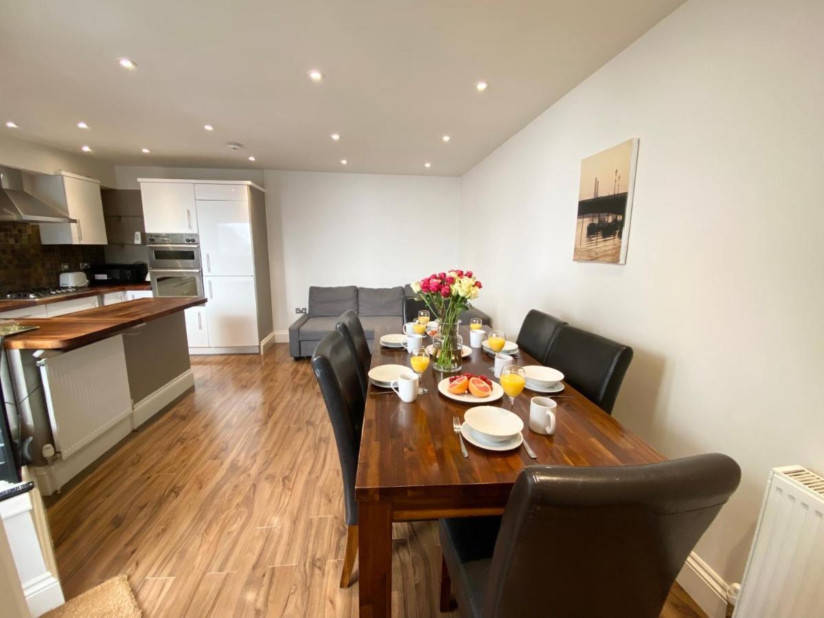 Stylish Maisonette And Studio In Victoria Лондон Екстериор снимка