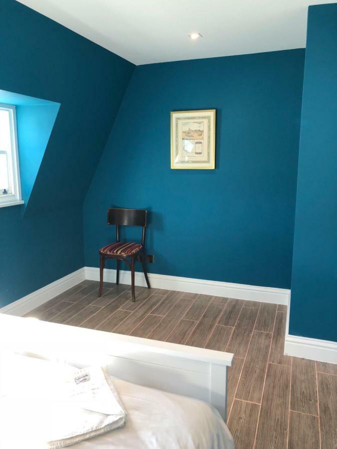 Stylish Maisonette And Studio In Victoria Лондон Екстериор снимка